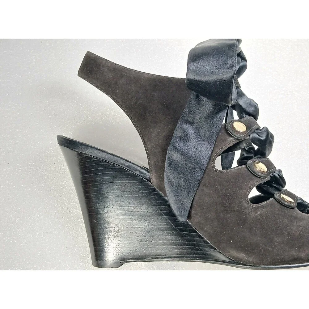 Guess by Marciano PManella Wedge Sandals – Black Multi Suede – Size 8 w/ Box